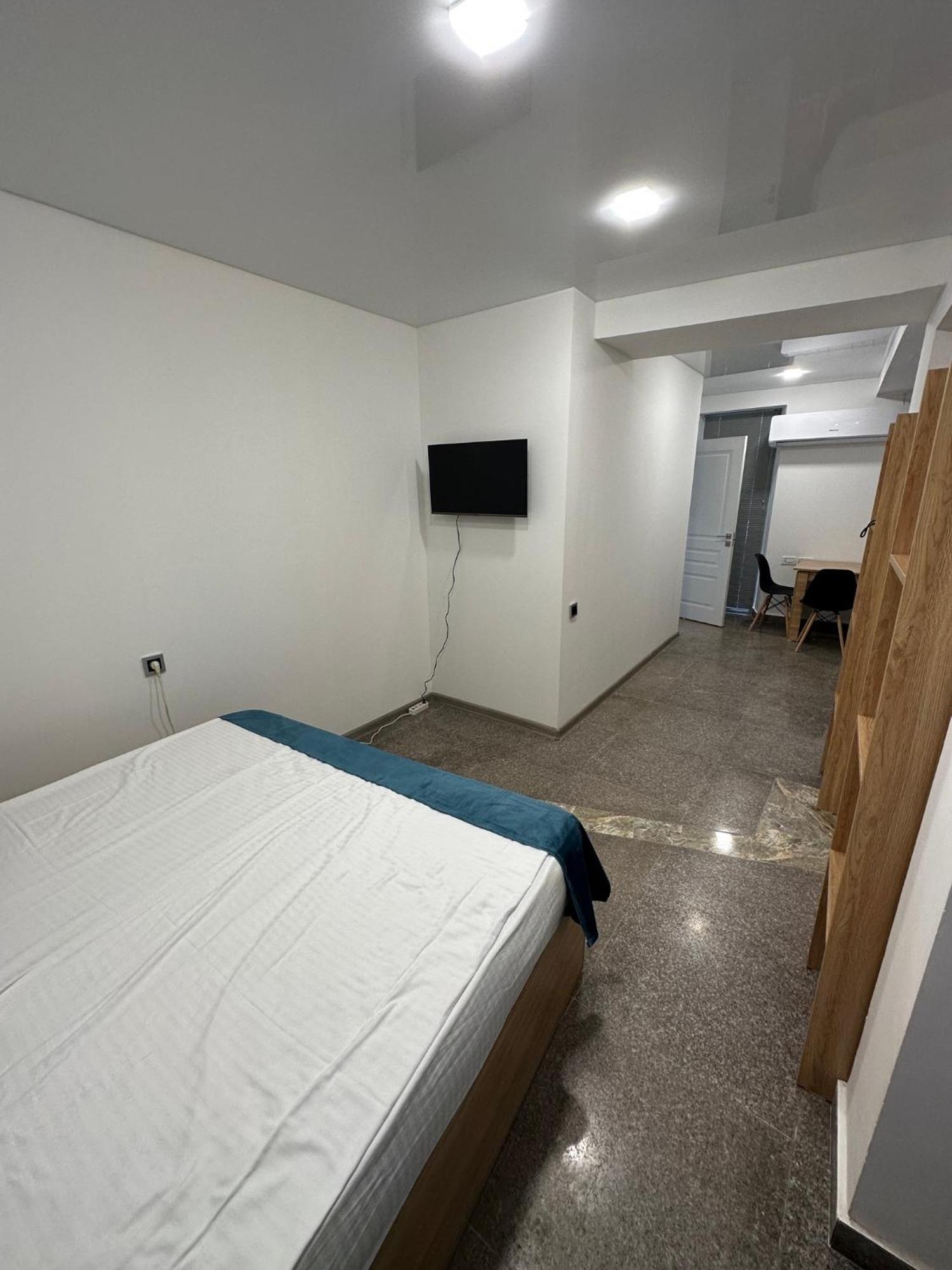 Friendly Hotel Yerevan Exterior foto